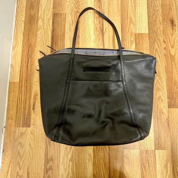 Thacker Reily Leather Tote Bag in black - Picture 8 of 9